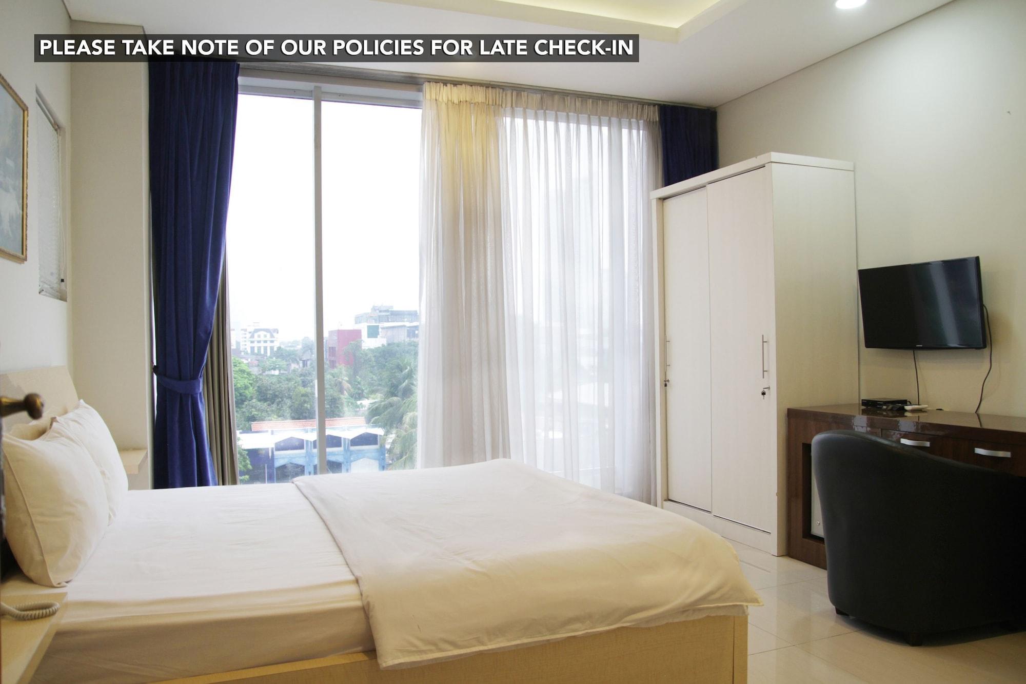 Kemang Eleven Hotel Jakarta Ngoại thất bức ảnh