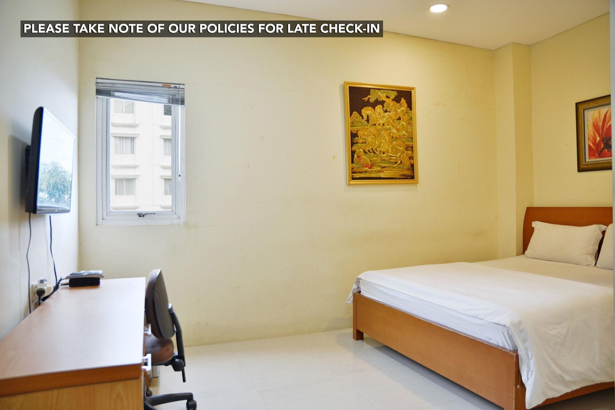 Kemang Eleven Hotel Jakarta Ngoại thất bức ảnh