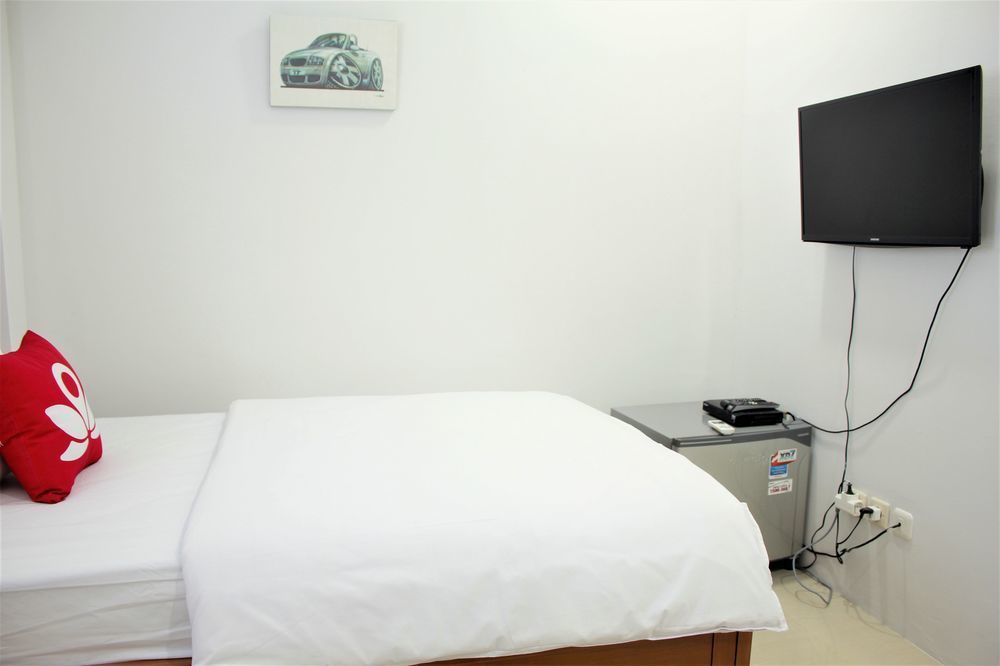 Kemang Eleven Hotel Jakarta Ngoại thất bức ảnh