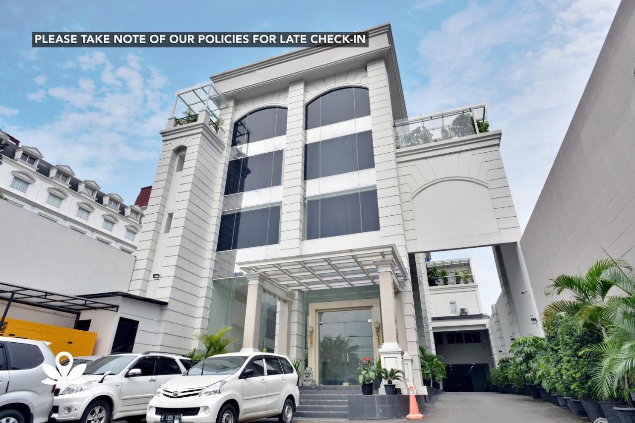 Kemang Eleven Hotel Jakarta Ngoại thất bức ảnh