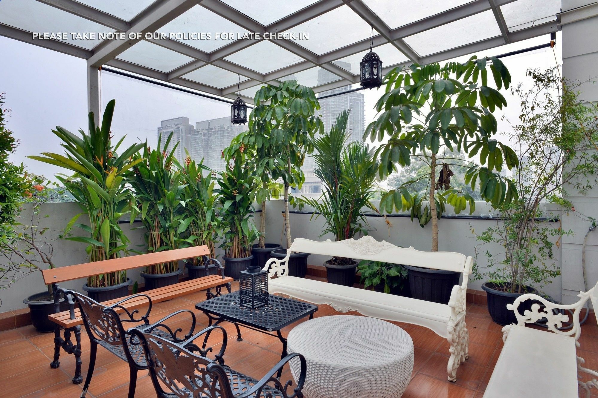Kemang Eleven Hotel Jakarta Ngoại thất bức ảnh